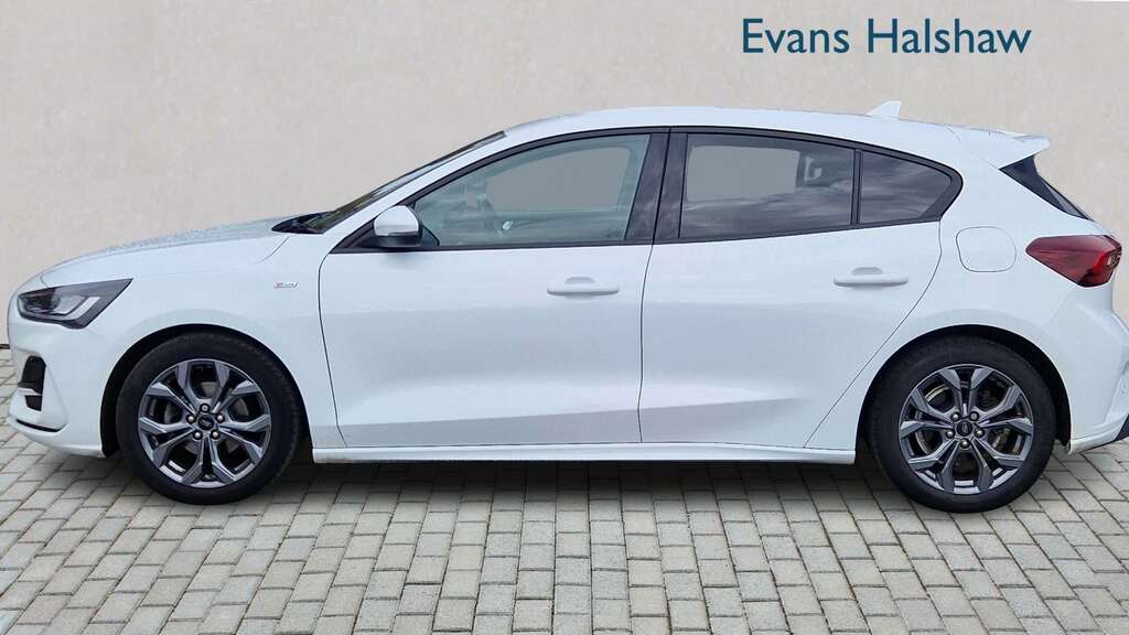 Ford Focus 1.0 Ecoboost St-line 2023 ME23ZRO White #3