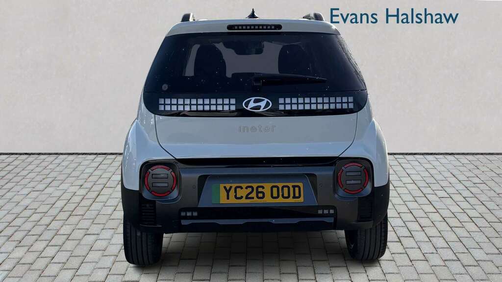 Hyundai Inster 85Kw Cross 49Kwh 2026 YC26OOD Brown #5