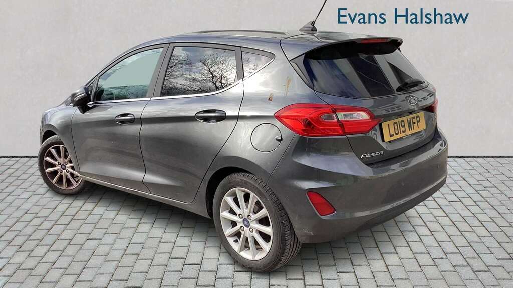 Ford Fiesta 1.0 Ecoboost Titanium 2019 LO19WFP  #2