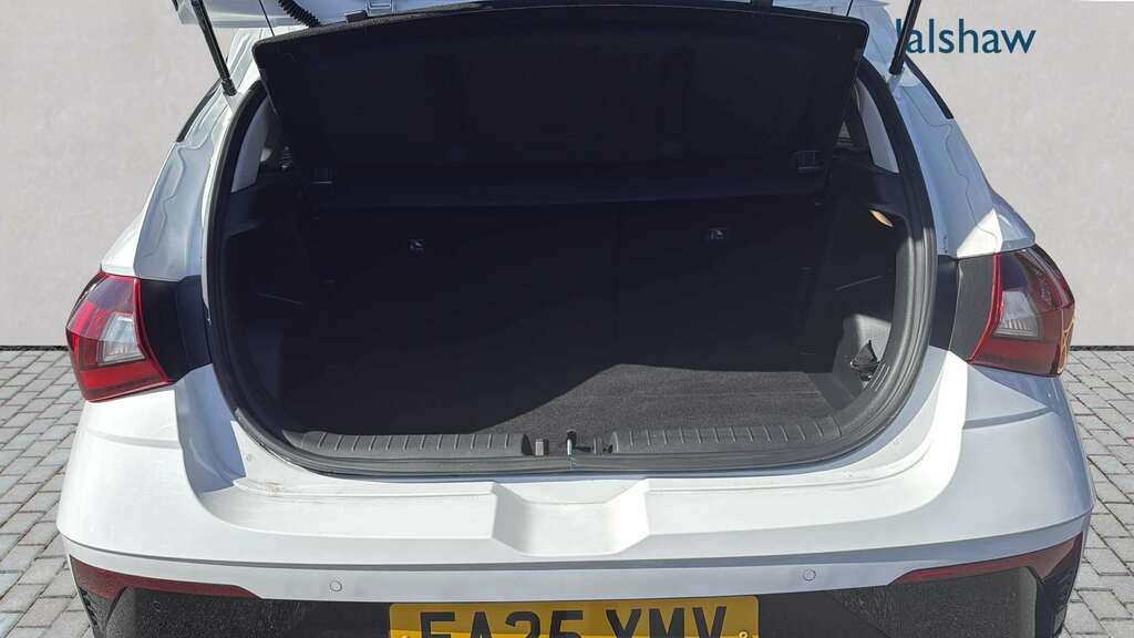 Hyundai I20 1.0T Gdi Premium 2025 EA25YMV White #6