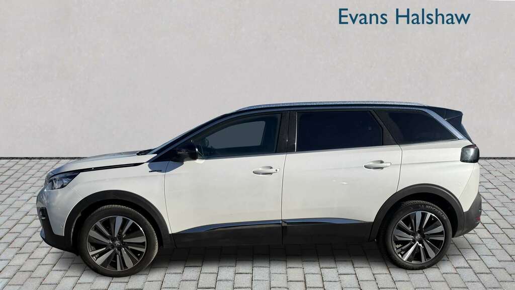 Peugeot 5008 1.2 Puretech Gt Line Premium 2020 White #4