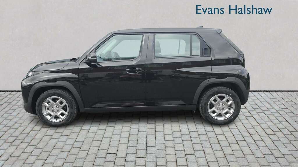 Hyundai Inster 85Kw 01 49Kwh 2026 YK26PNJ Black #3