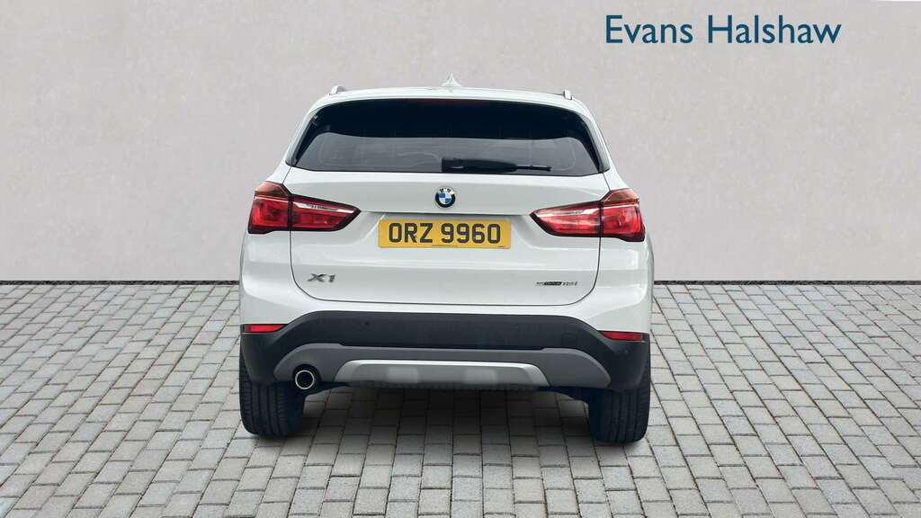 BMW X1 Sdrive 18I Xline 2019 ORZ9960 White #5