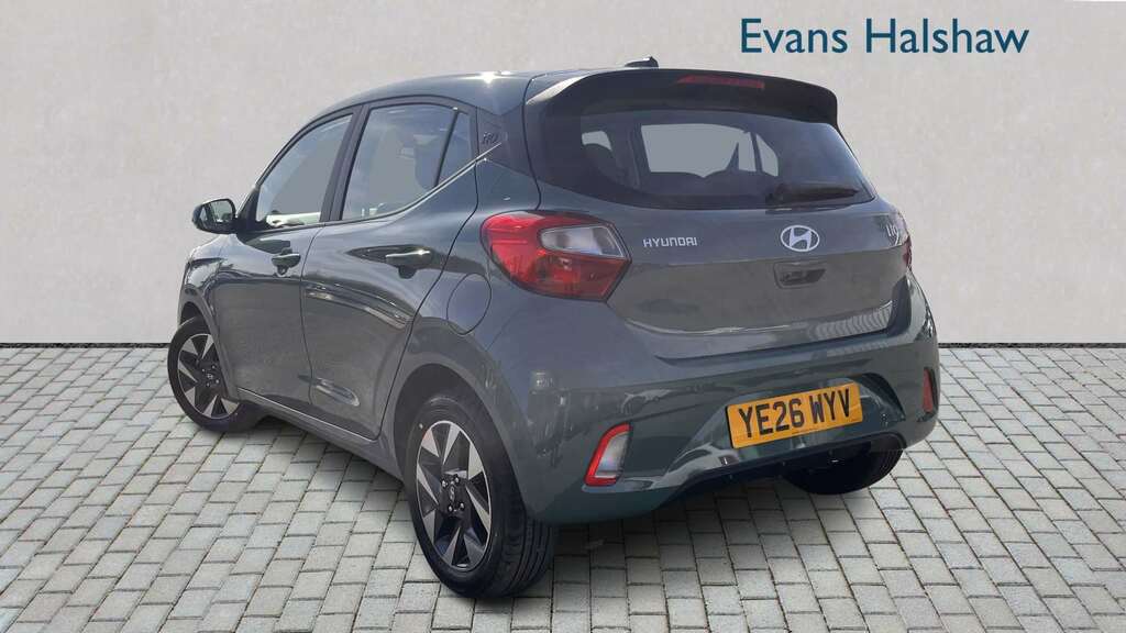 Hyundai I10 1.0 63 Advance Nav 2026 YE26WYV Green #2