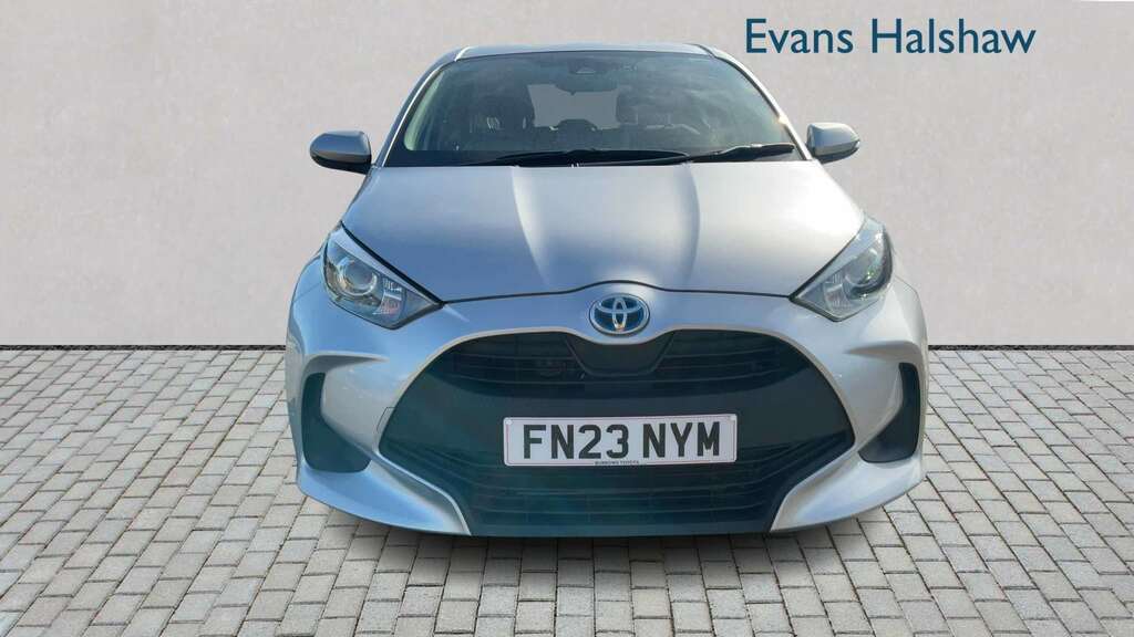 Toyota Yaris 1.5 Hybrid Icon Cvt 2023 FN23NYM Silver #4