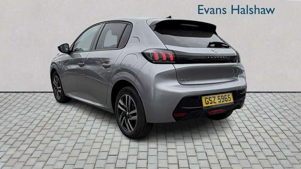 Peugeot 208 1.5 Bluehdi 100 Allure Premium 2023 Grey #3