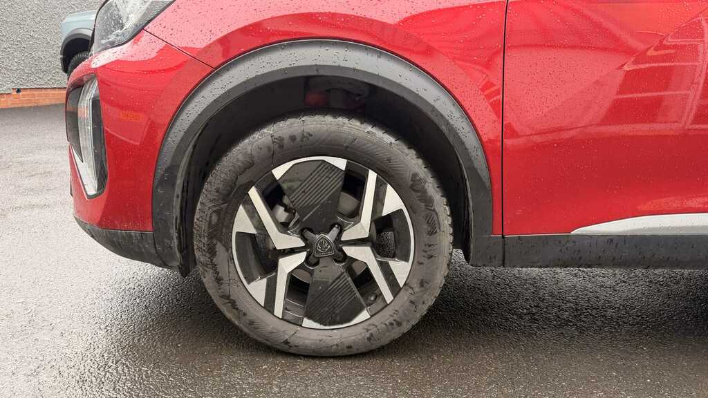 Peugeot 2008 1.2 Puretech Allure 2024 TXZ9901 Red #5