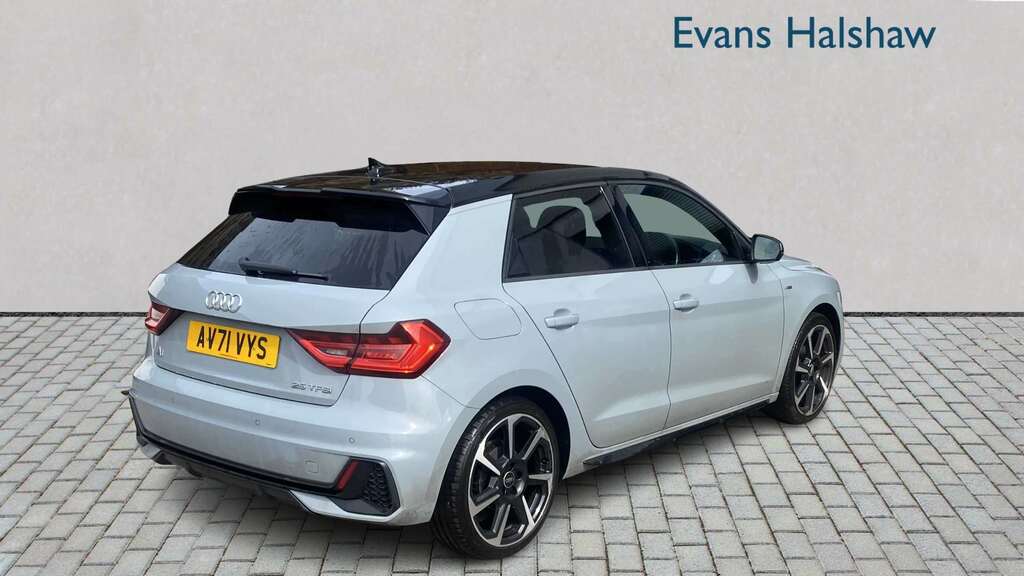 Audi A1 25 Tfsi Black Edition 2021 AV71VYS Grey #4
