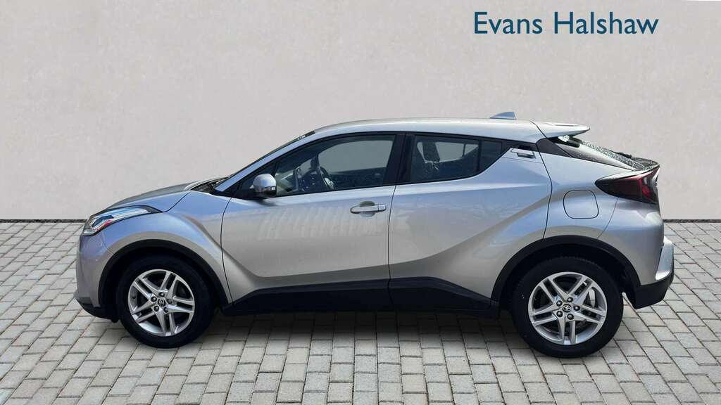 Toyota C-Hr 1.8 Hybrid Icon Cvt 2023 BW72VUK Silver #4