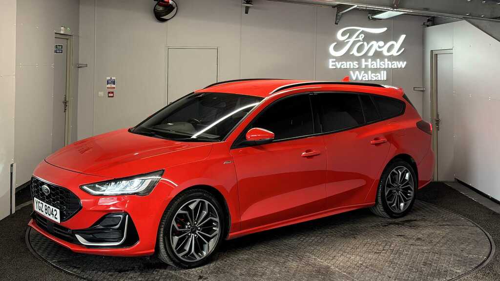 Ford Focus 1.5 Ecoblue St-line Vignale 2023 YGZ8042 Red #3