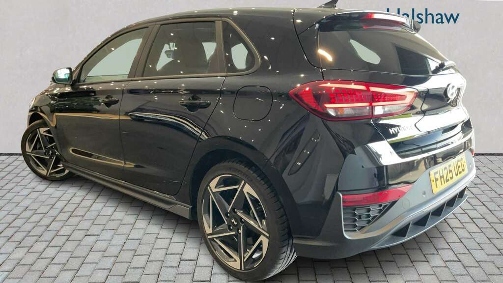 Hyundai I30 1.5T Gdi 48V Hybrid N Line S Dct 2025 Black #2