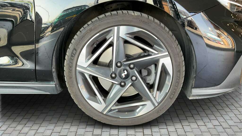 Hyundai I30 1.5T Gdi 48V Hybrid N Line S Dct 2025 Black #6
