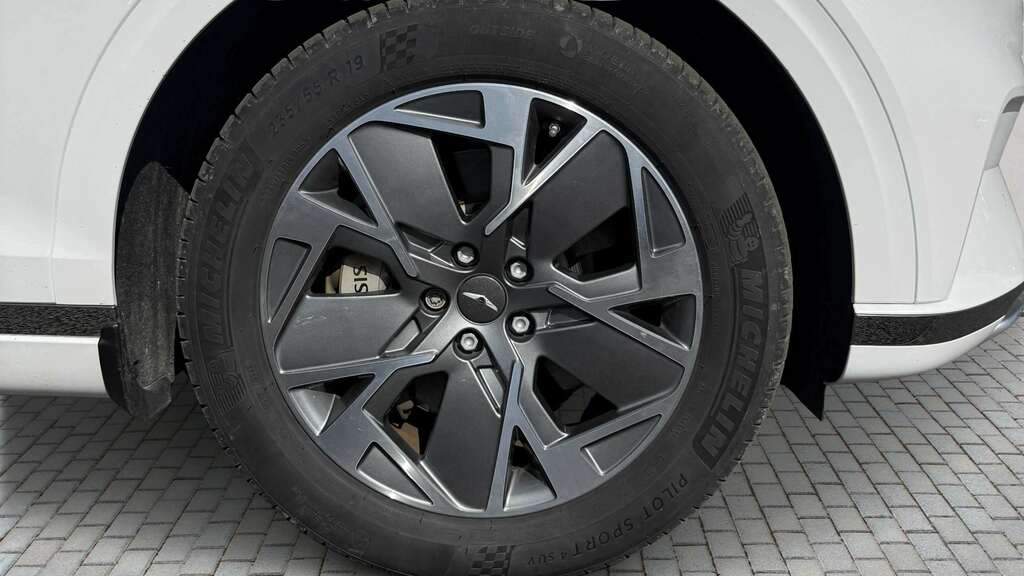 Genesis GV70 360Kw Sport 77Kwh Awd 2023 White #4
