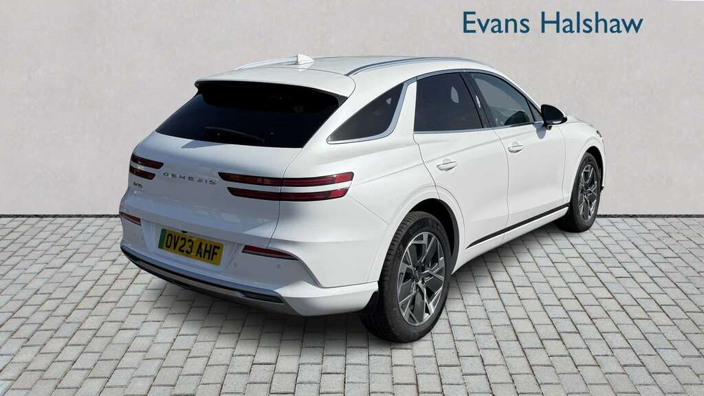 Genesis GV70 360Kw Sport 77Kwh Awd 2023 White #2