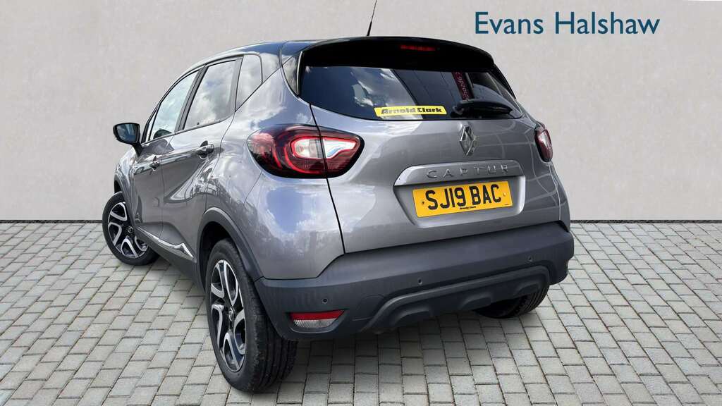 Renault Captur 1.3 Tce 130 Iconic 2019 Grey