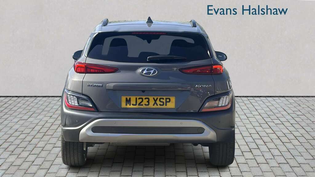 Hyundai Kona 1.0 Tgdi 48V Mhev Premium 2023 Grey #5