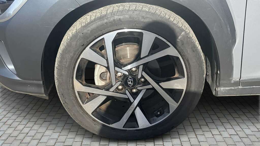 Hyundai Kona 1.0 Tgdi 48V Mhev Premium 2023 Grey #6