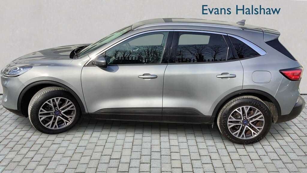 Ford Kuga 1.5 Ecoblue Titanium Edition 2021 Silver #3