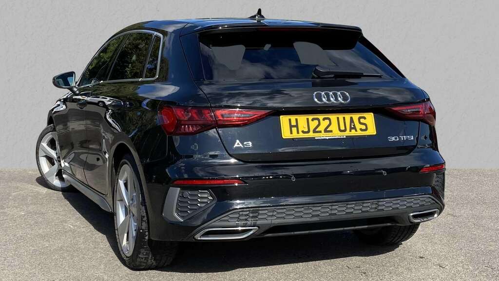 Audi A3 30 Tfsi S Line S Tronic 2022 HJ22UAS Black #2