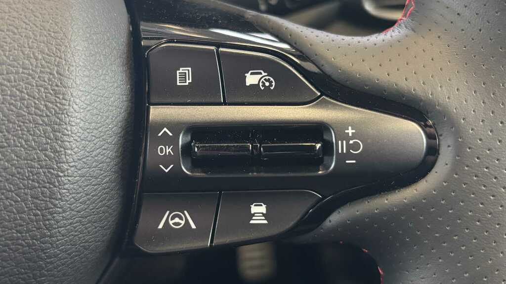 Hyundai I30 1.5 T Gdi Mhev N Line Hatchback Hybrid White #17