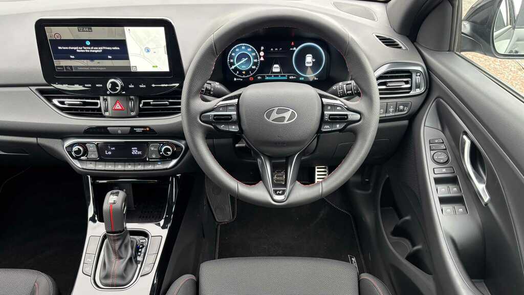 Hyundai I30 1.5 T Gdi Mhev N Line Hatchback Hybrid White #12