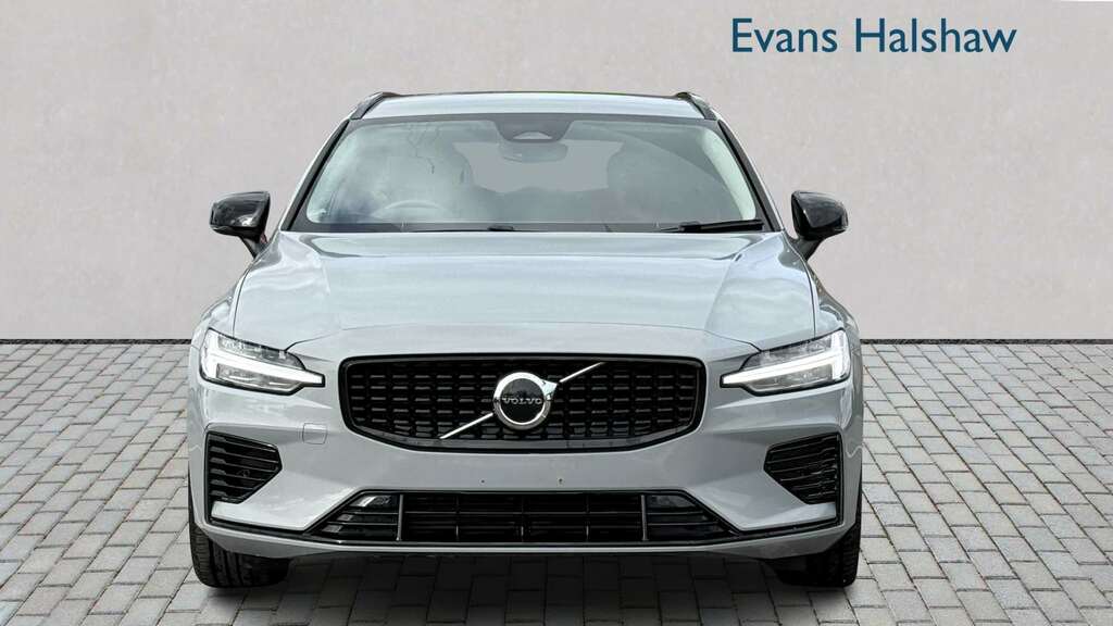 Volvo V60 2.0 T6 350 Phev Plus Dark Awd 2024 Grey #4