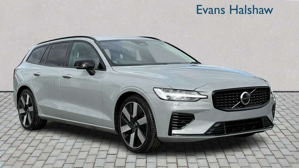 Volvo V60 2.0 T6 350 Phev Plus Dark Awd 2024 Grey #3