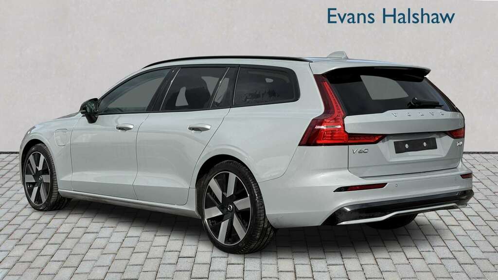 Volvo V60 2.0 T6 350 Phev Plus Dark Awd 2024 Grey #2