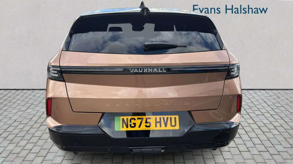 Vauxhall Grandland 157Kw Gs 73Kwh 2025 NG75HVU Brown #5