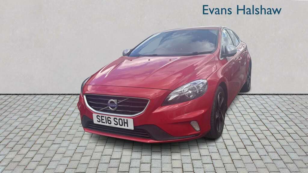 Volvo V40 D2 120 R Design 2016 Red