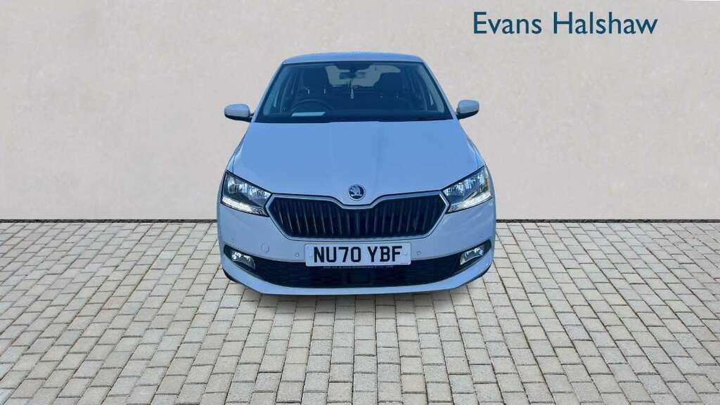 Skoda Fabia 1.0 Tsi Se L 2020 White #2