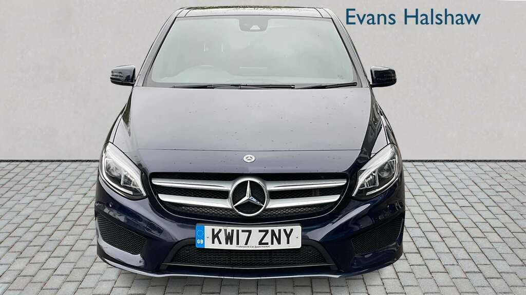Mercedes-Benz B Class B200d Amg Line Premium Plus 2017 Blue #4