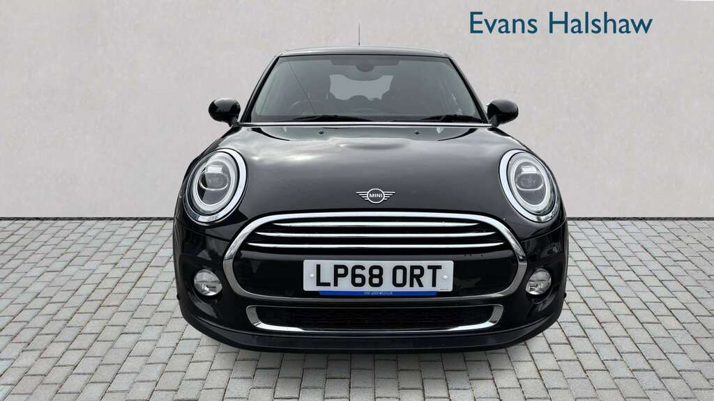 Mini Hatch 1.5 Cooper Exclusive II 2018 LP68ORT Black #4