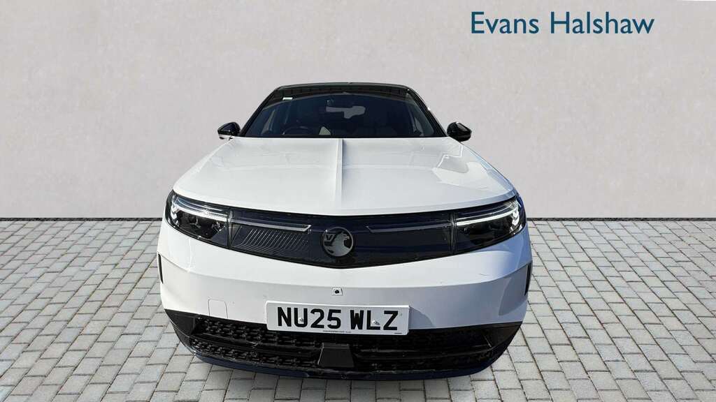 Vauxhall Grandland 157Kw Ultimate 73Kwh Fixed Roof 2025 NU25WLZ White #4