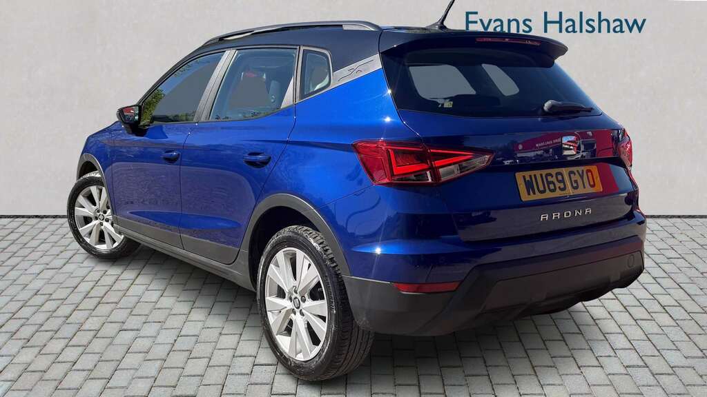 Seat Arona 1.0 Tsi Se Technology Ez 2019 WU69GYO Blue #2