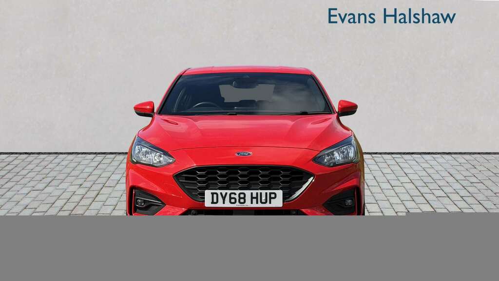 Ford Focus 1.0 Ecoboost 125 St-line 2018 DY68HUP Red #3
