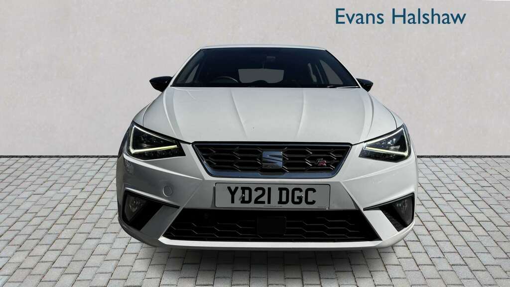 Seat Ibiza 1.0 Tsi 110 Fr Sport Ez 2021 YD21DGC White #2