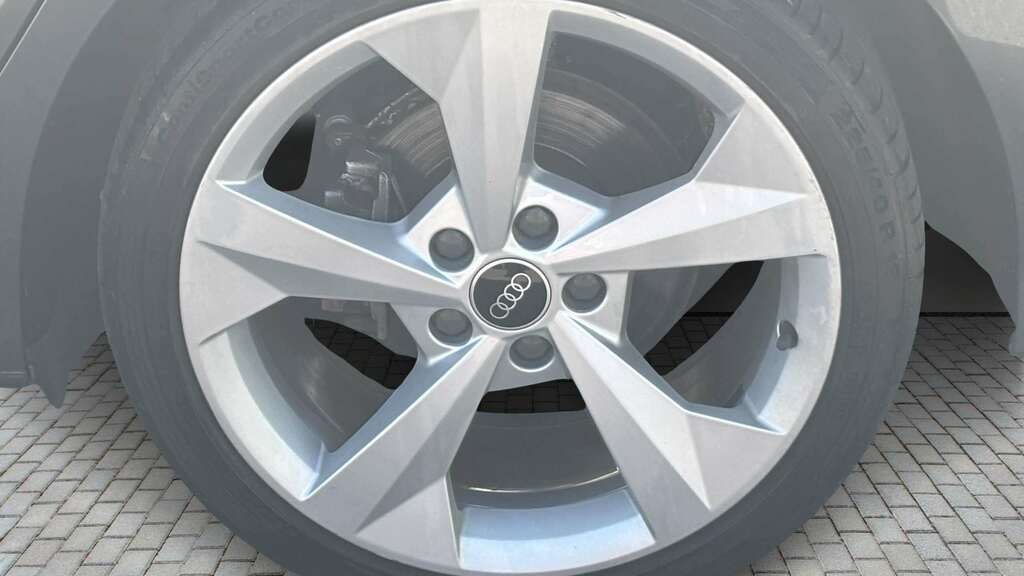 Audi A3 35 Tfsi S Line S Tronic 2020 RE70XZR Grey #5