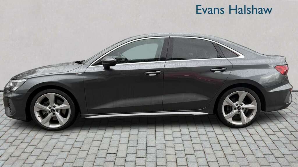 Audi A3 35 Tfsi S Line S Tronic 2020 RE70XZR Grey #3