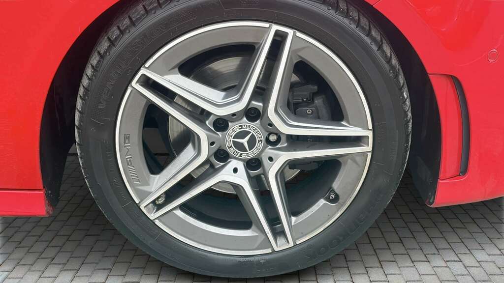 Mercedes-Benz A Class A200 Amg Line Premium 2018 OY68UAS Red #5