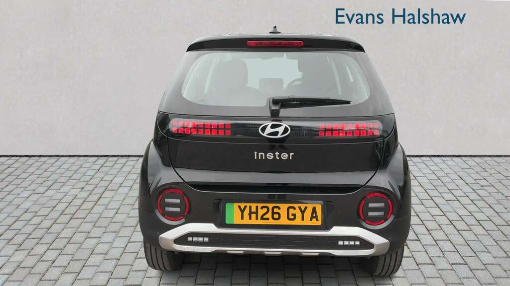 Hyundai Inster 71Kw 01 42Kwh 2026 YH26GYA Black #3