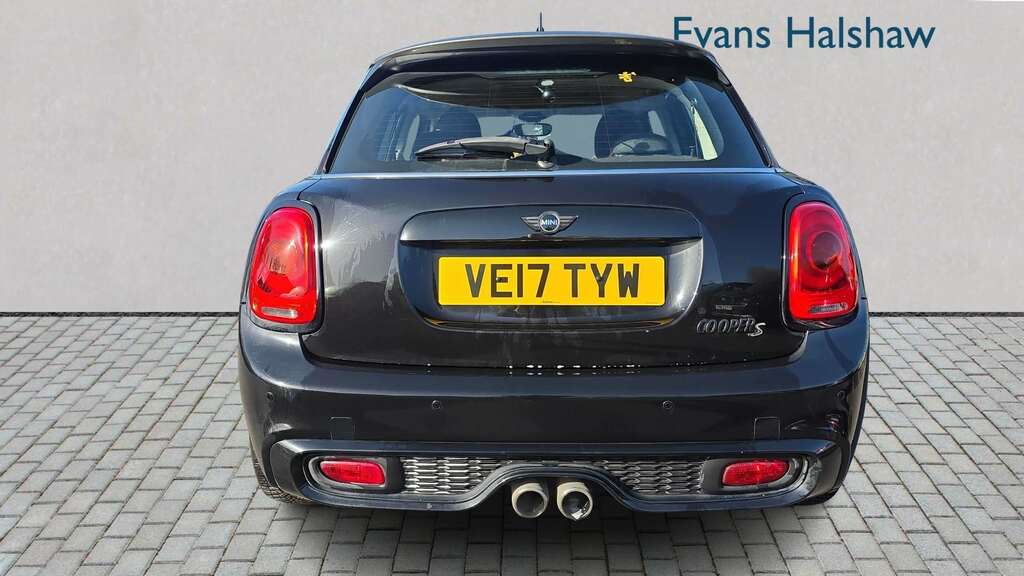 Mini Hatch 2.0 Cooper S Seven 2017 VE17TYW Black #5