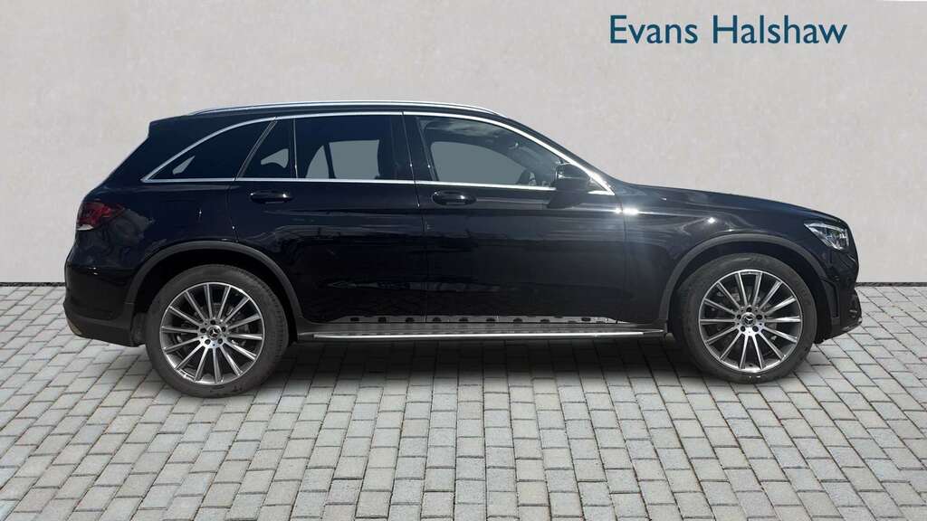 Mercedes-Benz GLC Class 300D 4Matic Amg Line Premium 9G-tronic 2020 KO69HTA Black #2