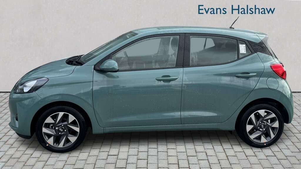 Hyundai I10 1.0 63 Advance Nav 2026 YK26PKY Green #3
