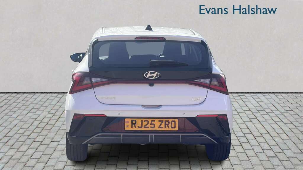 Hyundai I20 1.0T Gdi Advance Nav 2025 RJ25ZRO White #3