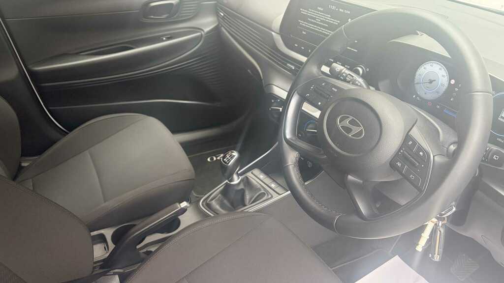 Hyundai I20 1.0T Gdi Advance Nav 2025 White