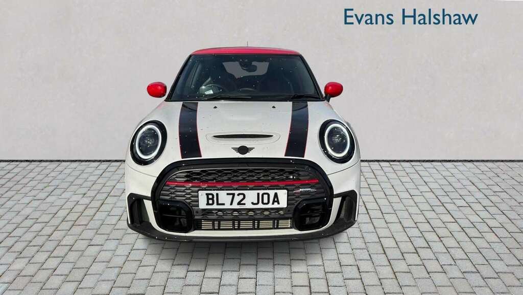 Mini Hatch 2.0 John Cooper Works 2023 BL72JOA White #2