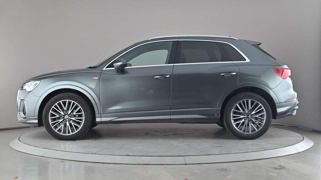Audi Q3 35 Tfsi S Line S Tronic 2023 FL23NRF Grey #3