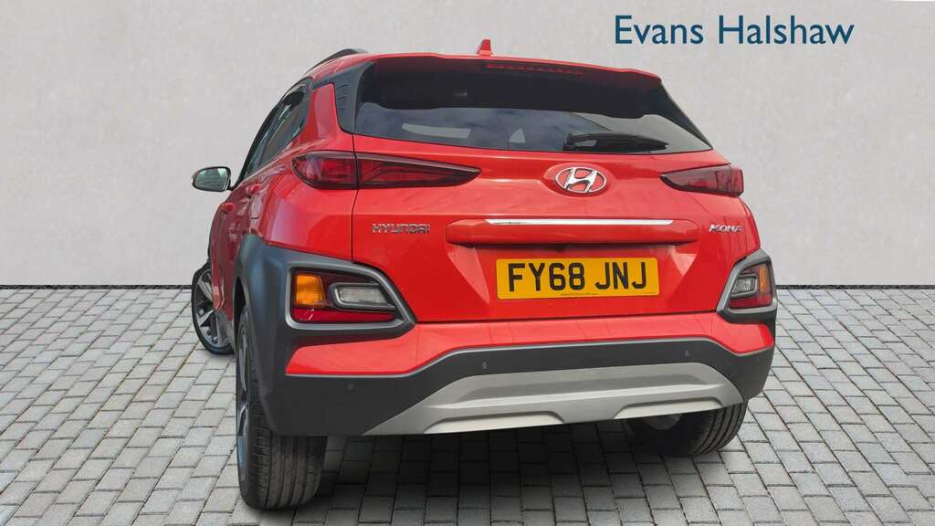 Hyundai Kona 1.0T Gdi Blue Drive Premium 2018 Orange #2