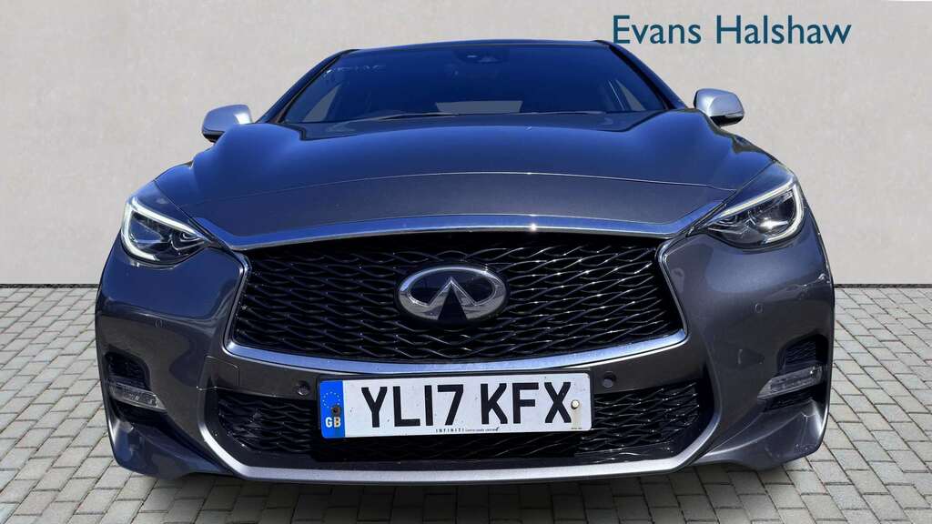 Infiniti Q30 2.0T Sport Dct Awd In-touch Nav 2017 YL17KFX Silver #3